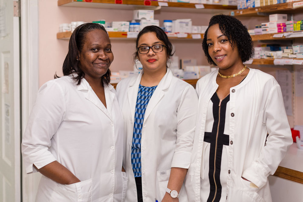 Image of pharmacy staff